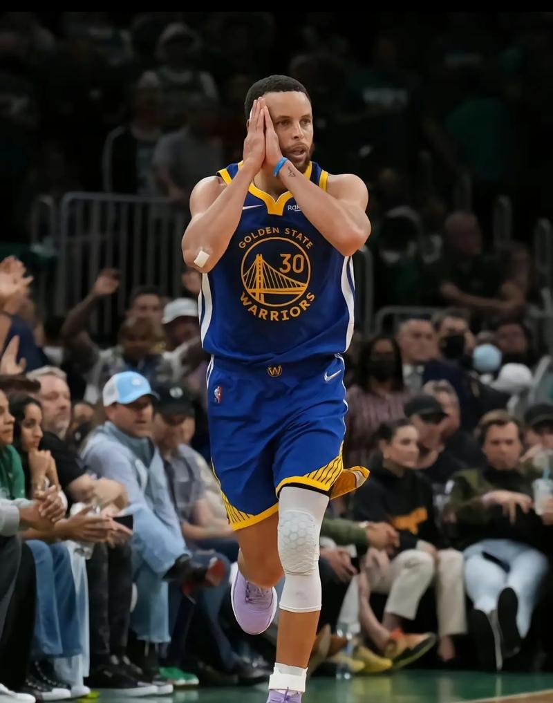 吉梅内斯：欧冠被淘汰已经是事实，我们应该翻开